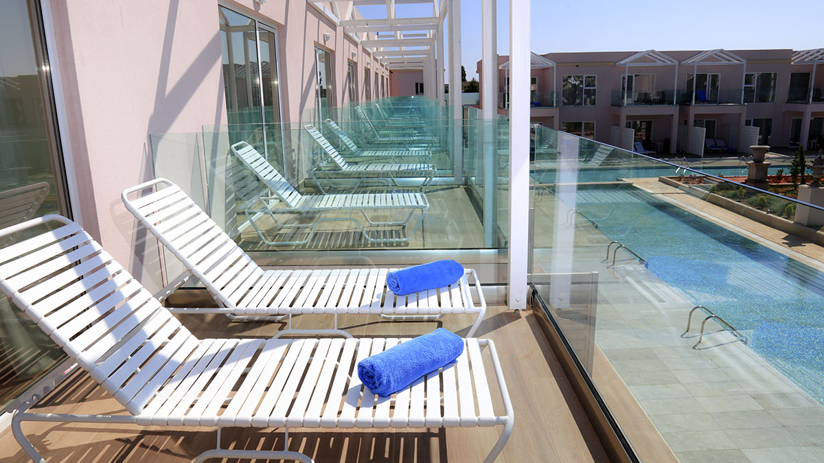 Double Superior Pool View 